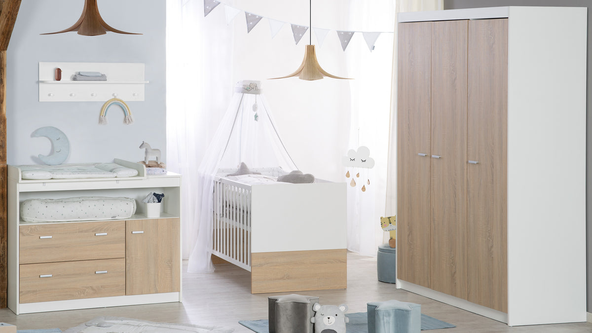 Vorschaubild Möbelkollektion Gabriella in Sonoma Eiche Dekor / Weiß - Kinderzimmerset 3-teilig im Milieu mit Babybett, Wickelkommode und Kleiderschrank