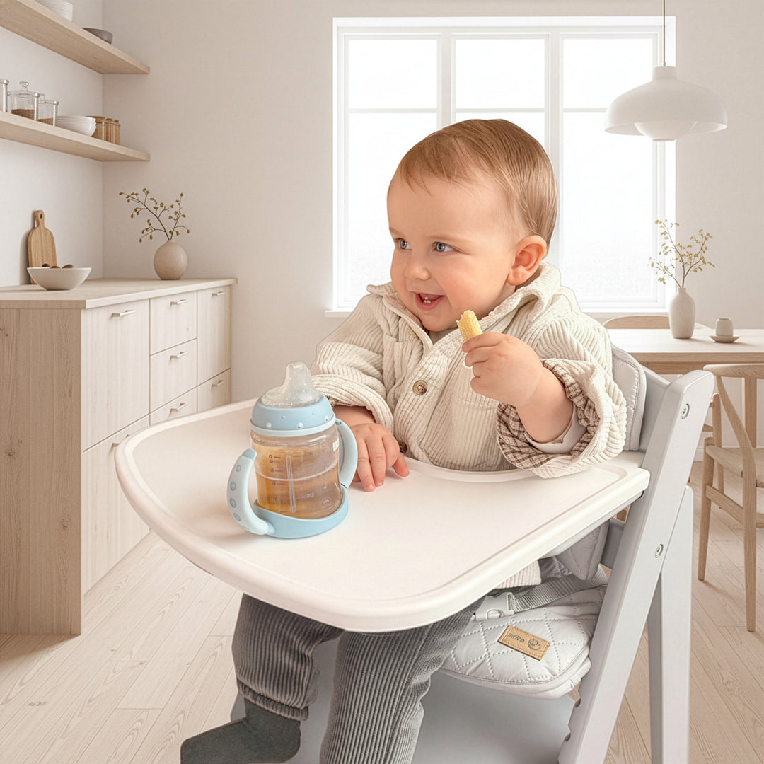 Plastic Feeding Tray - Extension for High Chair Sit Up Flex, Liv Up & Born Up - White – Lifestyle Image (2/11)