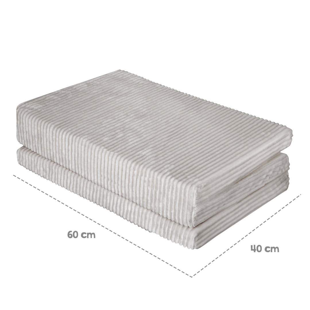 Maßgrafik der zusammengefalteten Reisebettmatratze in Grau: Packmaß 60 x 40 cm.
