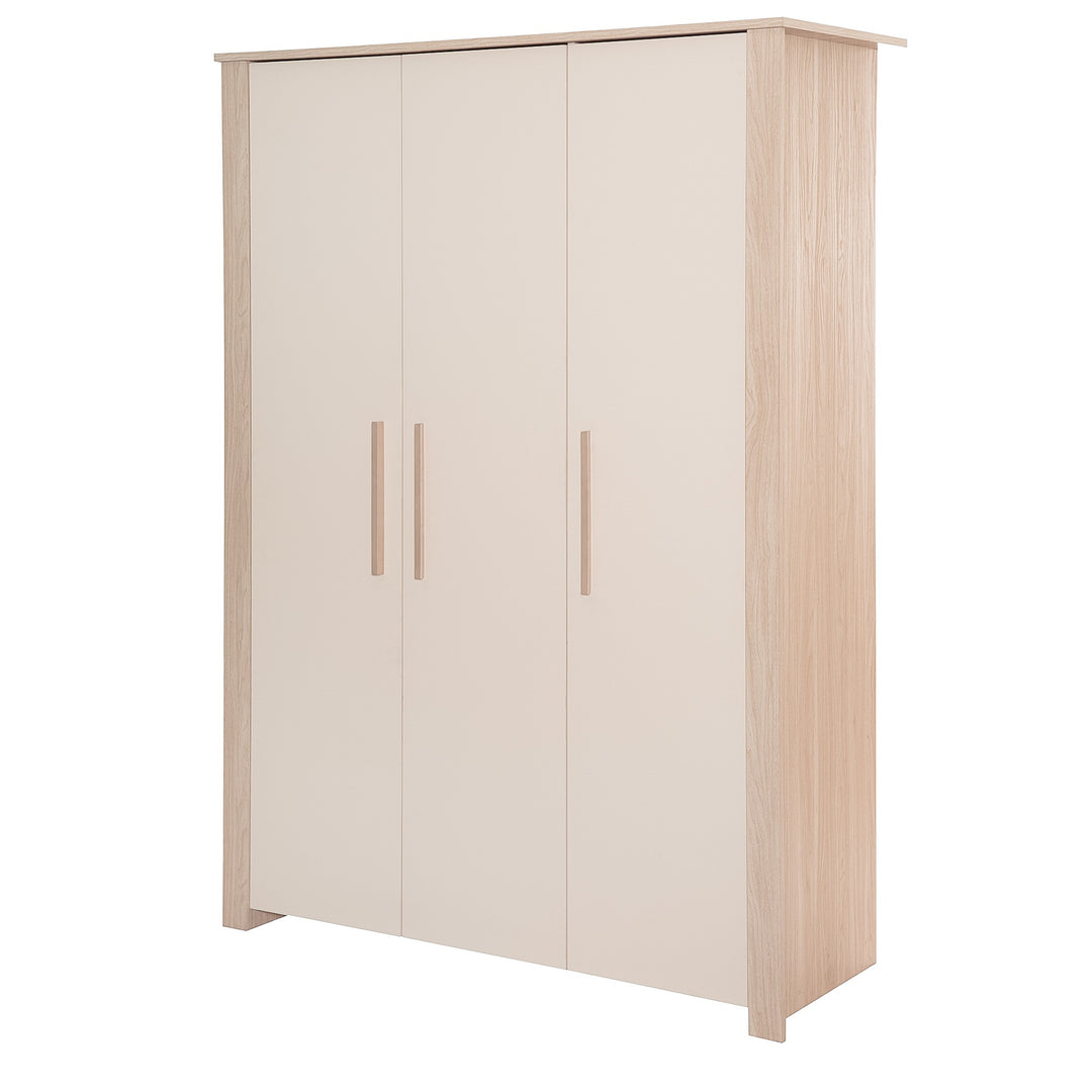 Kinderkleiderschrank 3-türig 'Momo' mit Massivholzgriffen - Cashmere / Tristan Eiche – Freisteller (1/9)