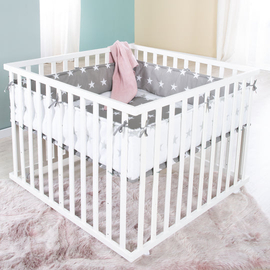 Box 'Little Stars', 100 x 100 cm, sicuro box incl. inserto protettivo & rotelle, bianco – Foto d'ambiente (2/8)