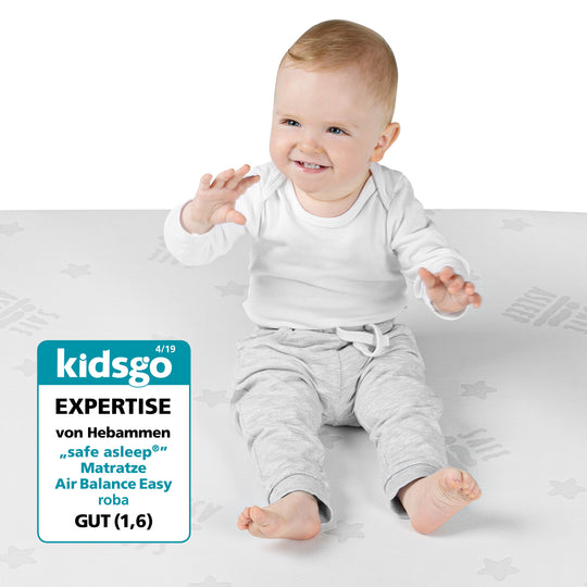 Materasso per lettino neonati e bambini COMFORT AIR ROLL safe asleep® con rivestimento jacquard – Foto d'ambiente (7/13)