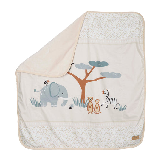 Babydecke "Savanna Friends" diagonal gefaltet – Kombination aus weicher Plüsch-Rückseite in Beige und bestickter Vorderseite mit Elefant, Baum, Zebra und Erdmännchen