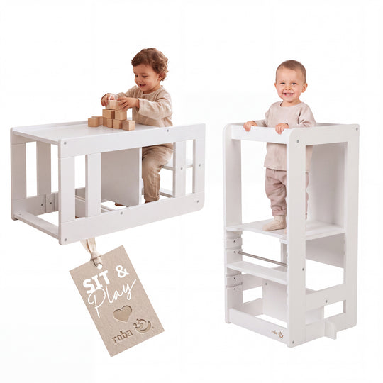 Zwei Ansichten des roba Lernturms 'Step & Play' in Weiß: links ein Kleinkind an der umgebauten Sitzgarnitur mit Holzbauklötzen, rechts ein lachendes Kleinkind im Lernturm; mit Hängeetikett.
