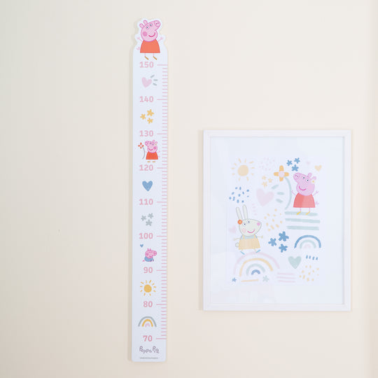 Metro da parete peppa pig - Scala graduata da 70 cm fino a 150 cm per bambini - Legno bianco / rosa – Foto d'ambiente (2/4)