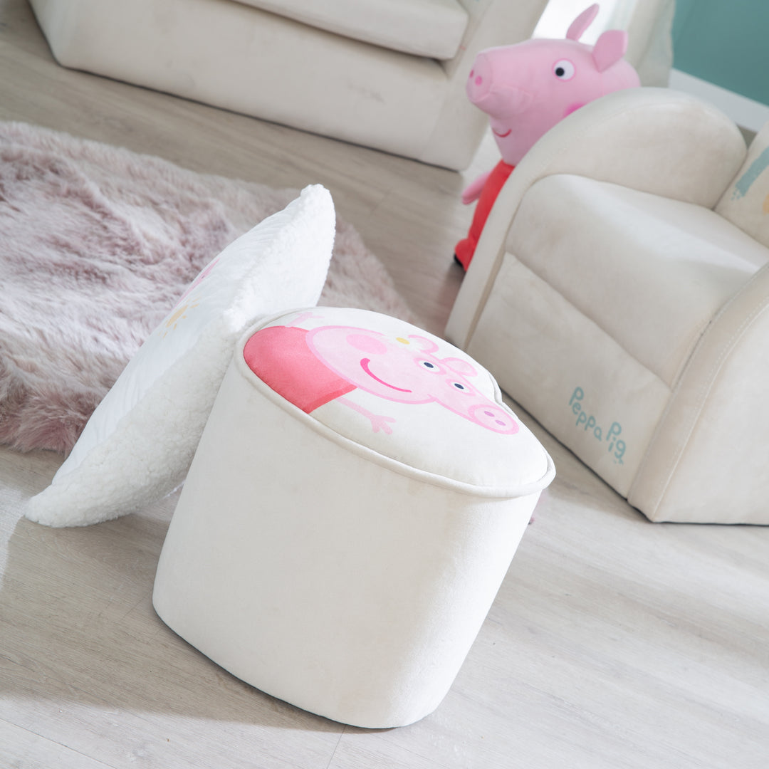 Sgabello per bambini 'Peppa Pig' in forma di cuore - Rivestimento in velluto in beige - Rosa peppa motivo – Foto d'ambiente (6/8)