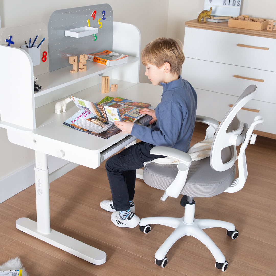 Sedia da ufficio per bambini smart grow 2D- ergonomico sedia girevole - Regolabile in altezza - Bianco / grigio – Foto d'ambiente (19/36)