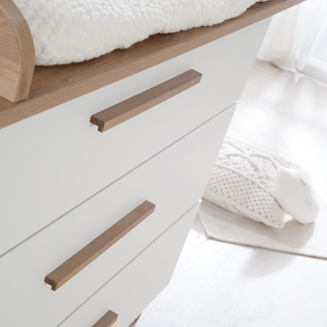 Children's Room 'Ole' incl. Baby-/Children's Bed 70x140, Wardrobe & Changing Table – Detail Image (9/23)