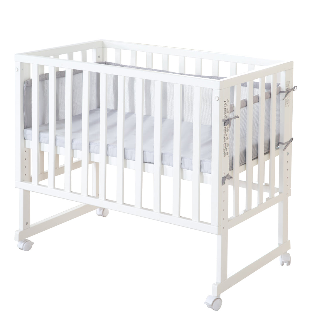 Stuben- & Beistellbett 'roba Style' 3 in 1 mit Barriere, Holz weiß, inkl. Matratze & Nestchen – Freisteller (1/11)