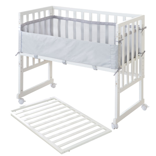 Stuben- & Beistellbett 'roba Style' 3 in 1 mit Barriere, Holz weiß, inkl. Matratze & Nestchen – Freisteller (2/11)
