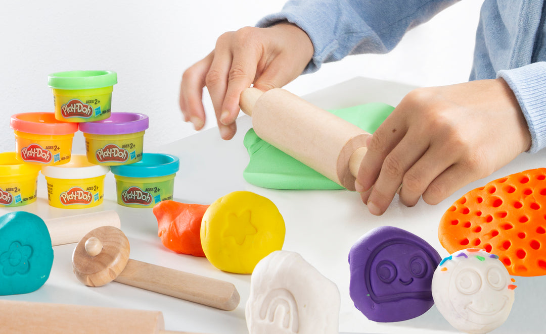 roba x Play-Doh set - Tappeto creativo 3D con 12 vasetti di pasta modellabile & attrezzi in legno – Foto del prodotto (7/13)