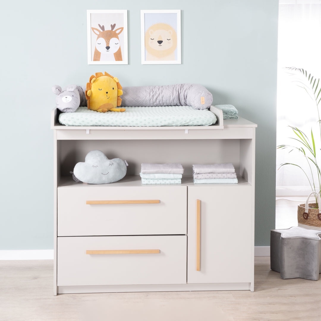 Commode à langer lea incl. plan à langer amovible - Poignées en bois - Beige / gris – Photo du produit (2/11)
