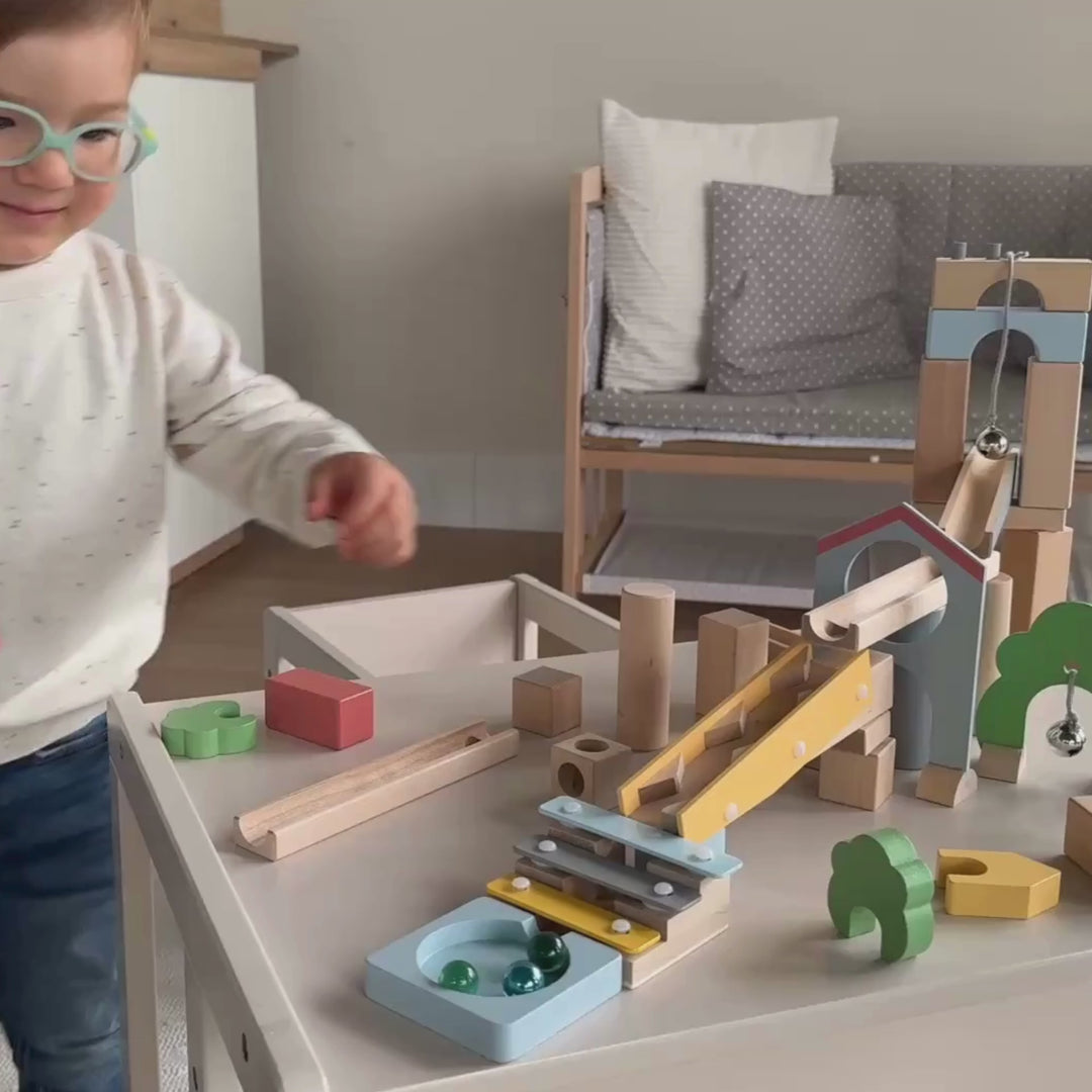 Kugelbahn aus Holz 60-teilig inkl. 20-teiligem Ergänzungsset zum Landschaftsbau – Produktvideo