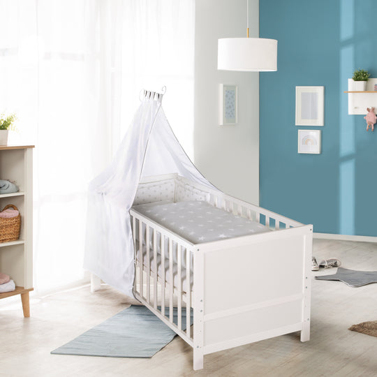 Complete Bed Set 'stars grey' 70 x 140 cm - Incl. Complete Textile Accessories – Lifestyle Image (2/6)