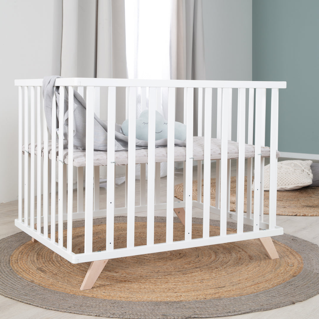 Box 75 x 100 cm bianco incl. grigio materassino per box 'Lil Planet' – Foto d'ambiente (2/8)