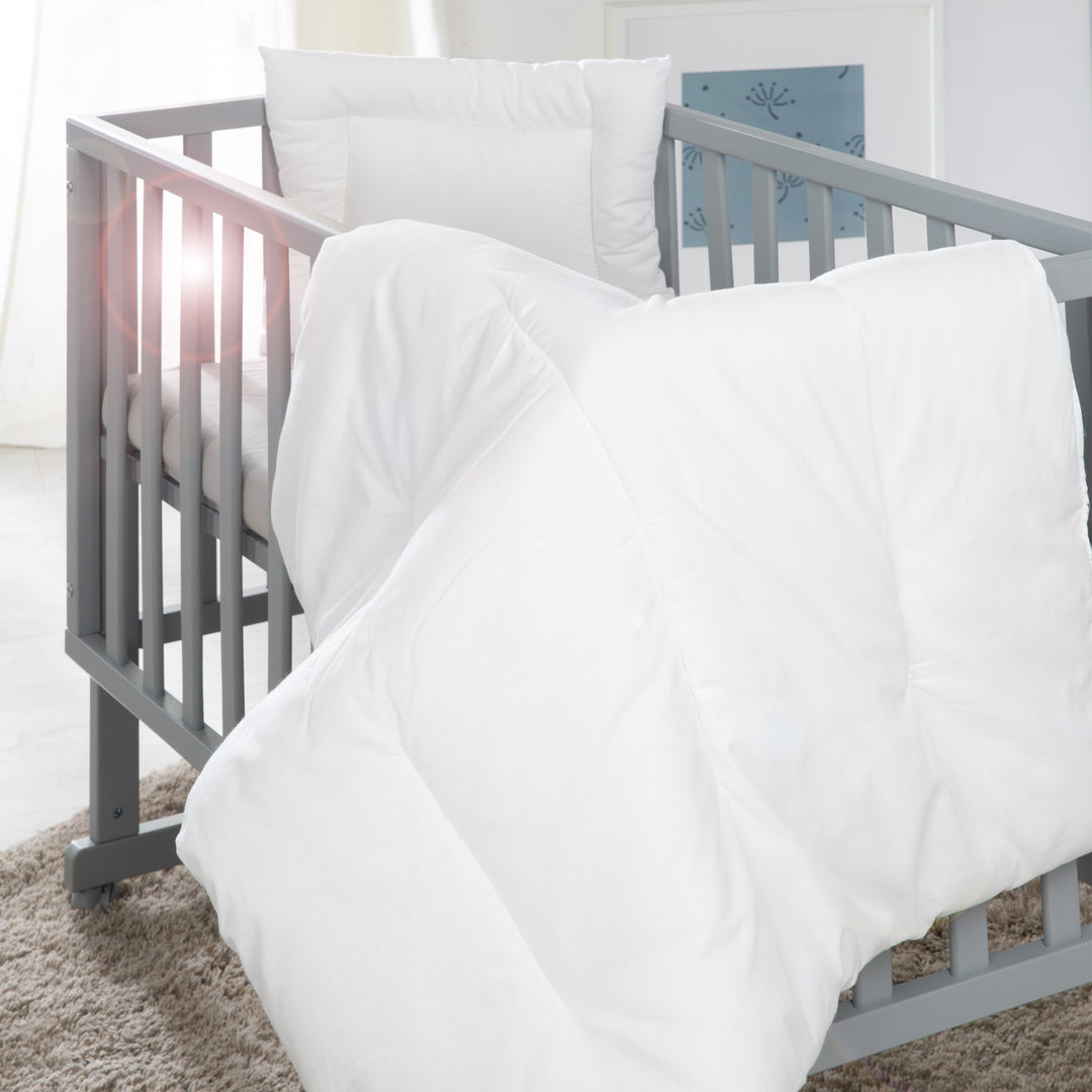 Copriletto trapuntato per bambini, per tutte le stagioni set culla (fodera interna), bianco, coperta 80 x 80 cm e cuscino 40 x 35 cm – Infografica (2/6)