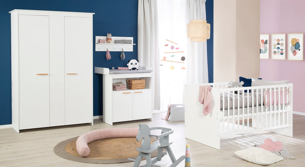 Zimmerset 'Anton' inkl. Kinderbett 70x140, Wickelkommode 2-türig, Kleiderschrank 2,5-türig – Sonderbild (2/31)