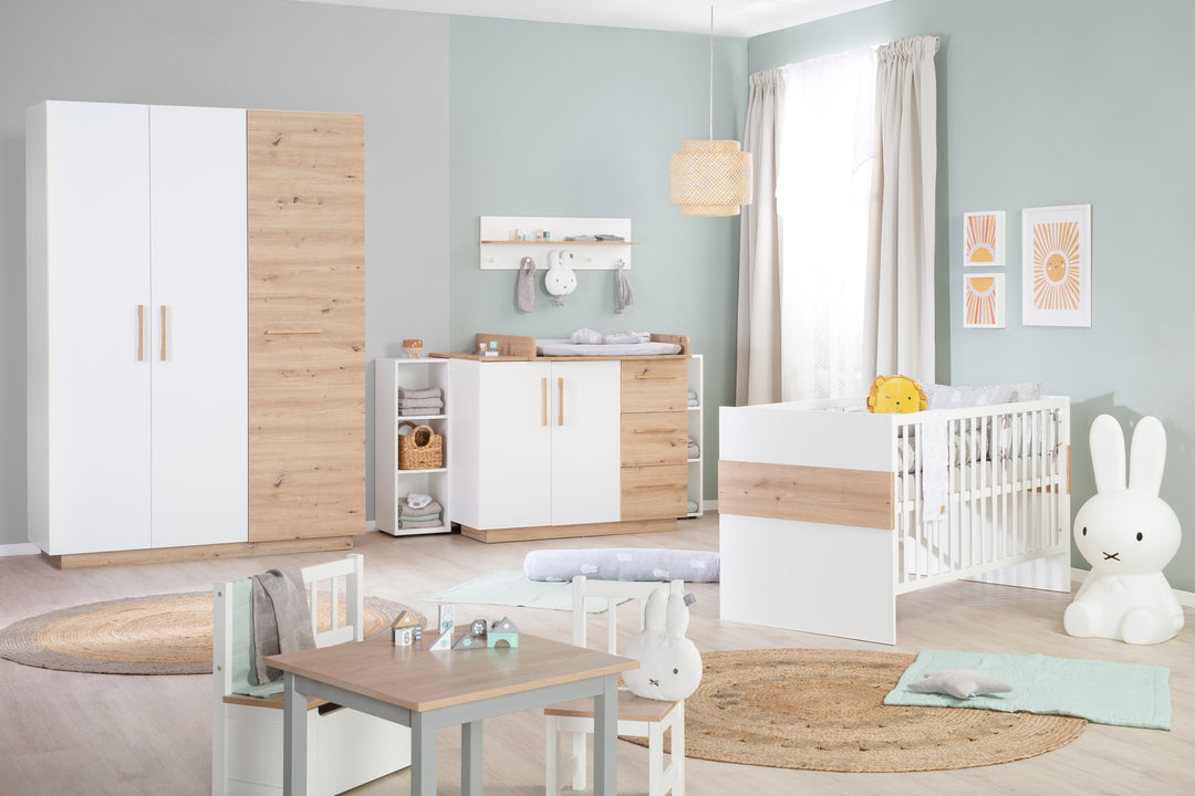 Kinderzimmerset 'Lion' 3-teilig - Bett 70x140 + Wickelkommode breit + Kleiderschrank – Sonderbild (1/40)