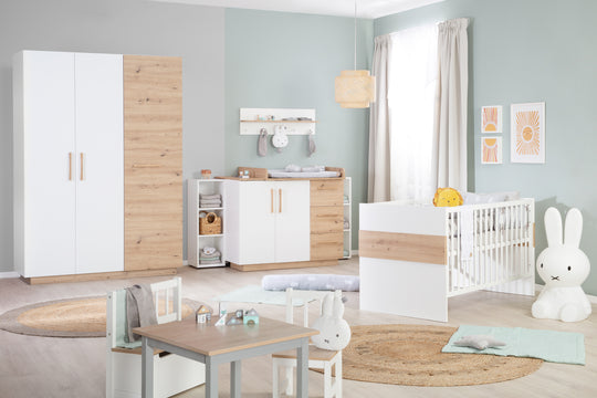Set de muebles 'Lion 2piezas - Cuna combinada 70x140 + cómoda cambiador ancho - Blanco - Decorado 'Artisan roble' – Foto especial (24/25)