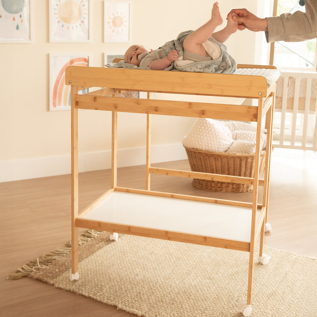 Combiné bain-change 'Bébé Pool' bicolore incl. matelas à langer 'roba Style' – Infographie (8/9)