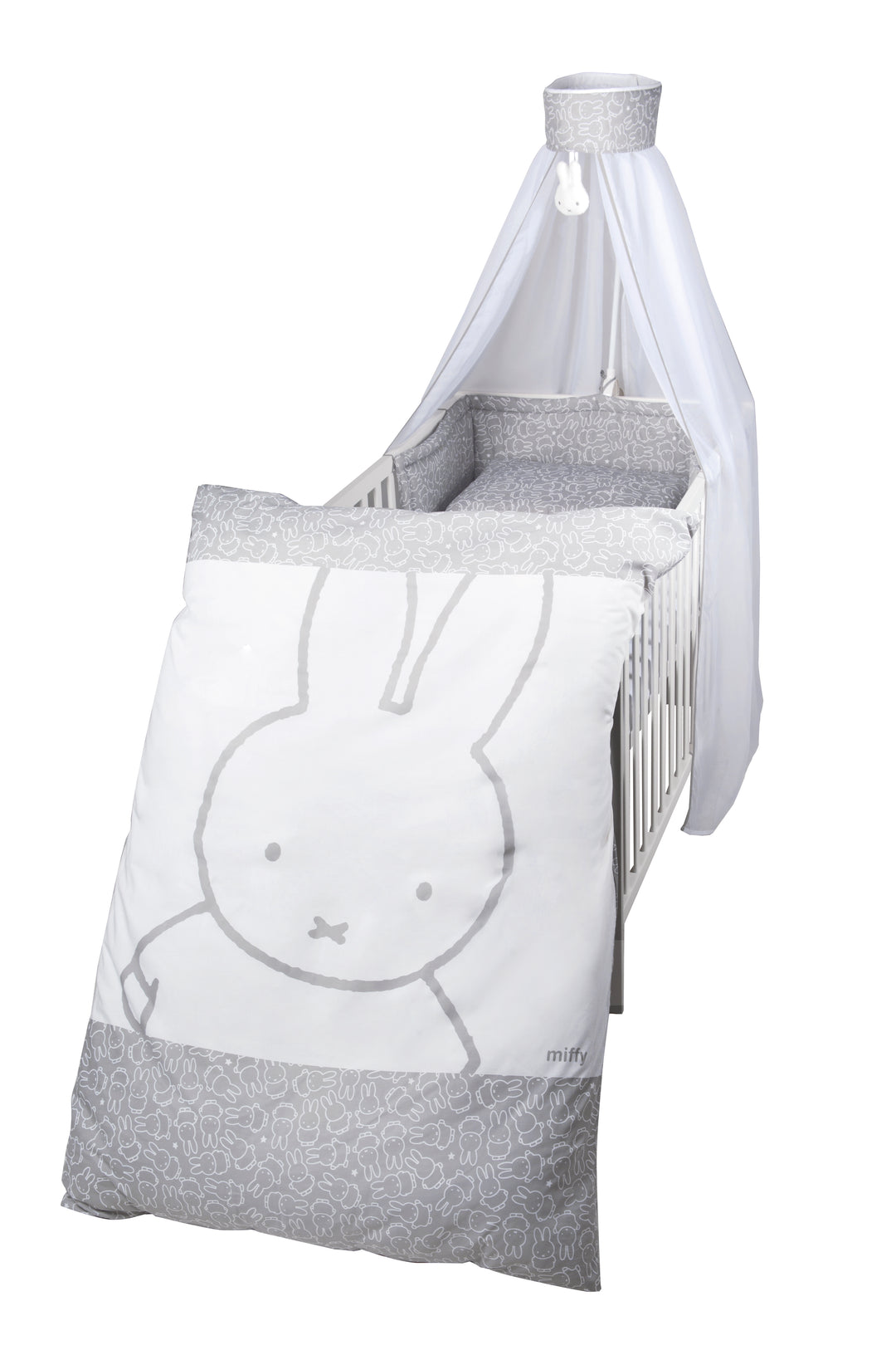 Kinderbettgarnitur 'miffy®', 4-tlg, Bettset mit Bettwäsche 100 x 135 cm, Nestchen & Himmel – Freisteller (1/4)