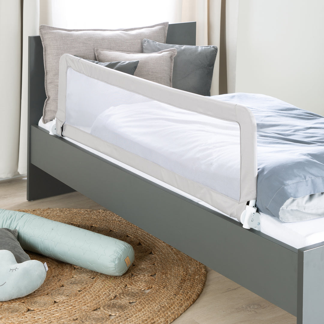 Sponda di sicurezza per letto 'Klipp-Klapp' 100 - 150 cm, Pieghevole, per neonati & bambini, talpa – Foto d'ambiente (2/7)