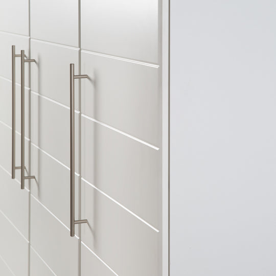 Armario 'Nele', 3-trg, con moderno horizontal ranuras, artisan roble/blanco – Foto de detalle (2/9)