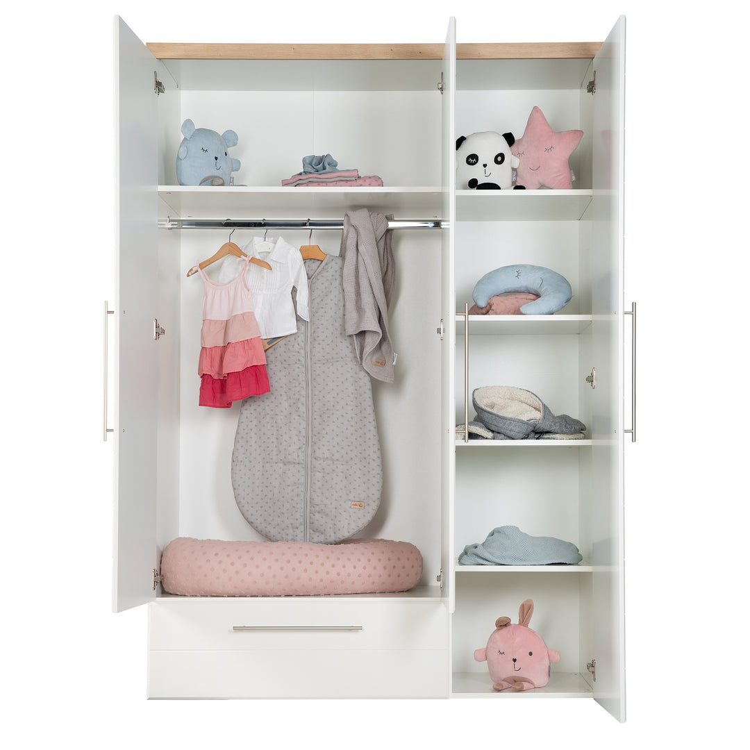 Armario 'Nele', 3-trg, con moderno horizontal ranuras, artisan roble/blanco – Foto ambientada (5/9)