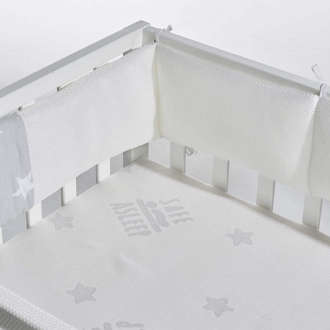 Room bed 'safe asleep®', 60 x 120 cm, 'stelle grigio', lettino da co-sleeping incl. dotazione, bianco laccato – Foto di dettaglio (8/14)