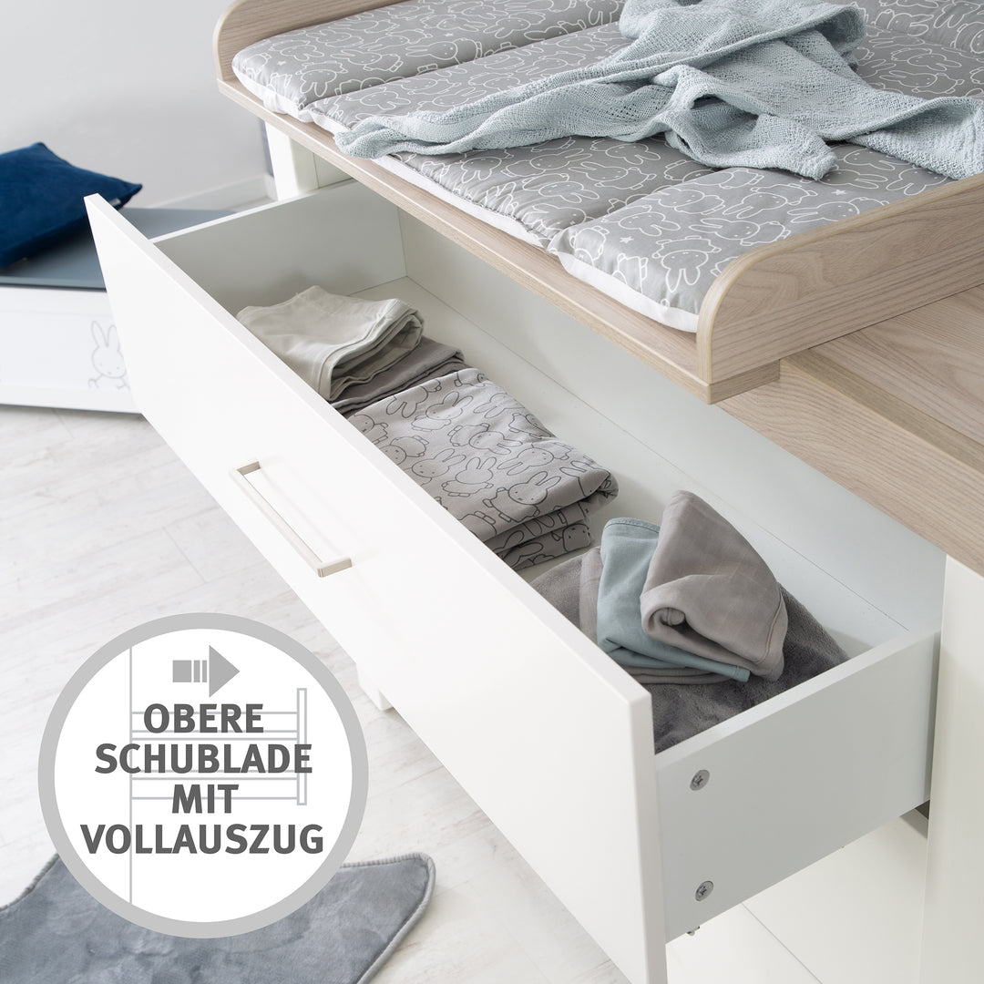 Furniture Set 'Lucy' 2-Piece, incl. Convertible Cot Bed 70 x 140 cm & Changing Table Wide – Infographic (9/13)