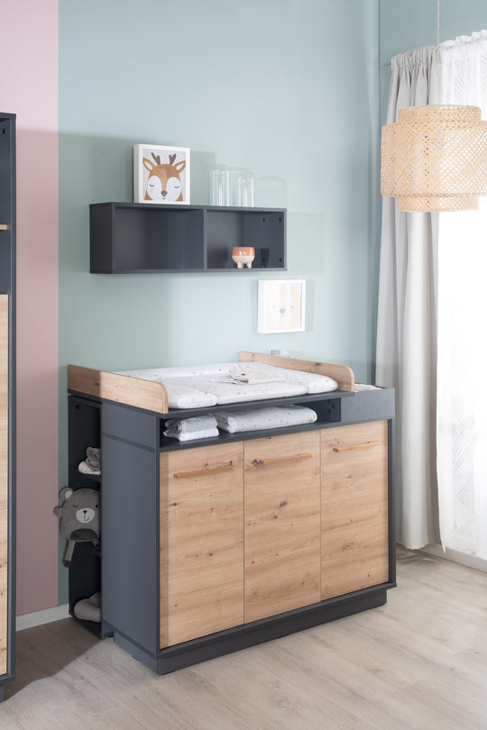 Commode à langer 'Lenn' incl. ouverts compartiments, anthracite / décor bois 'Artisan chêne' – Photo spéciale (12/15)