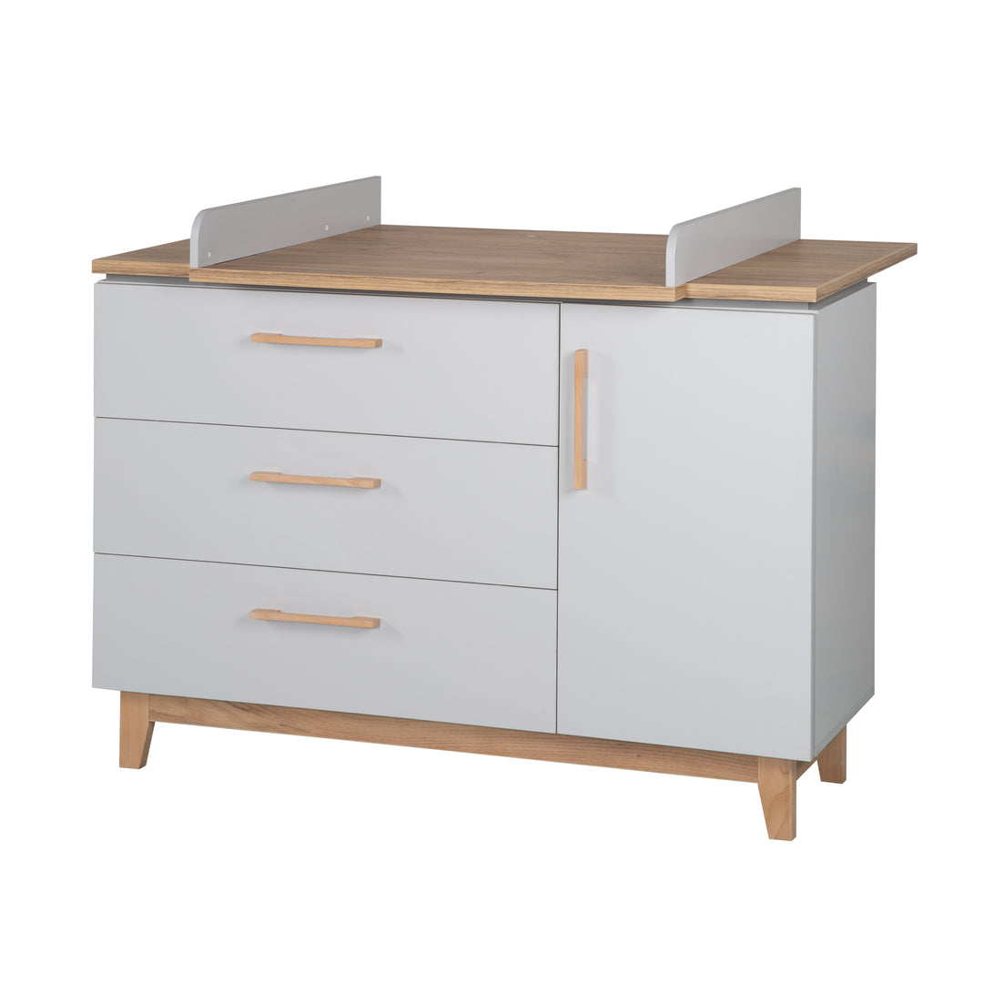Wickelkommode 'Caro' mit Wickelansatz, Soft-Close, 1 Tür, 3 Schubladen, Wickelhöhe 94 cm – Freisteller (1/7)