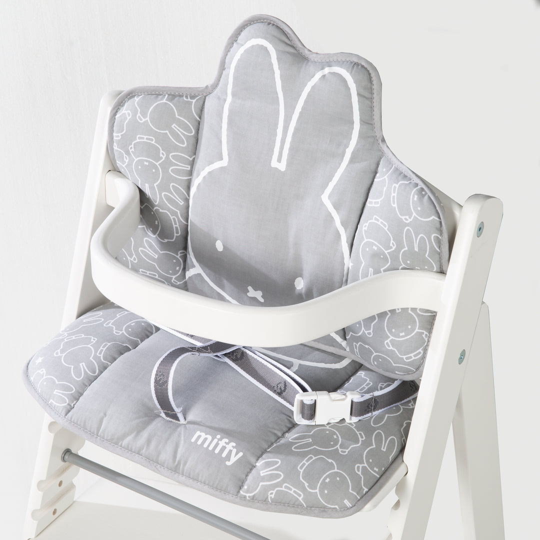 Treppenhochstuhl Sit Up FUN + Essbrett + Sitzkissen miffy® - Holz natur – Freisteller (6/14)