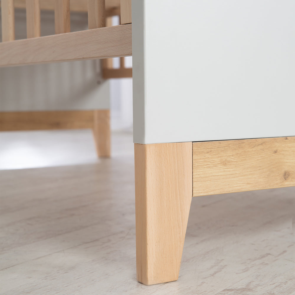 Kombi-Kinderbett 'Caro', 70 x 140 cm, höhenverstellbar, mitwachsend, 3 Schlupfsprossen, umbaubar – Detailbild (2/8)
