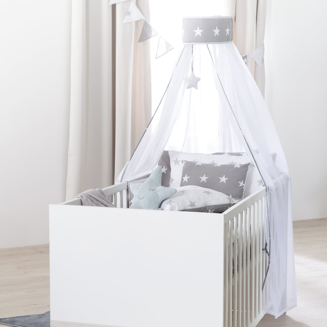 Cuna combinada 'Julia' 70 x 140 cm, blanco, regulable en altura, 3 barrotes extraíbles, convertible – Foto ambientada (5/6)