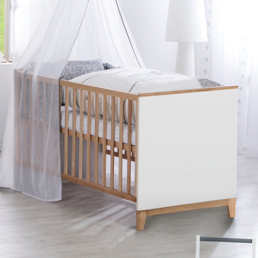Convertible Cot Bed 'Finn', 70 x 140 cm, Height-Adjustable, 3 Drop-Down Slats, Convertible – Product Image (2/6)