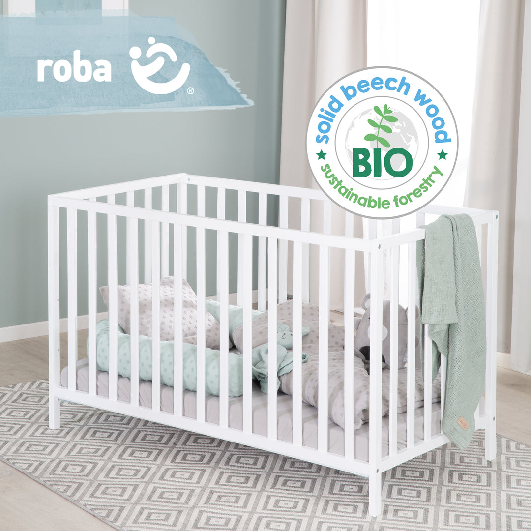 Letto per bambini 'Cosi' 60 x 120 cm, in faggio-legno massello, bianco laccato, 3posizioni regolabile in altezza – Infografica (7/10)