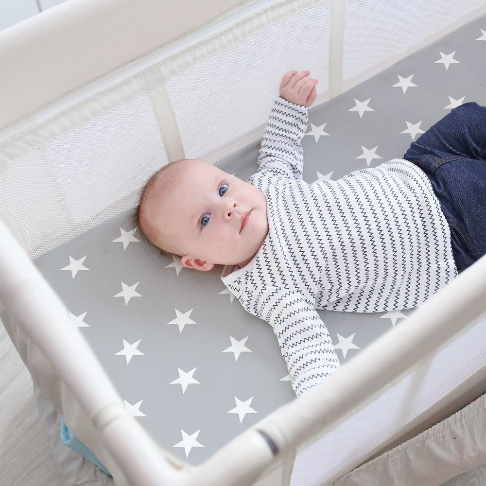 Reisebettmatratze 'Little Stars', faltbares Reisebett, Baby/Kinderbett 60 x 120 cm, inkl. Tragetasche – Produktbild (2/9)