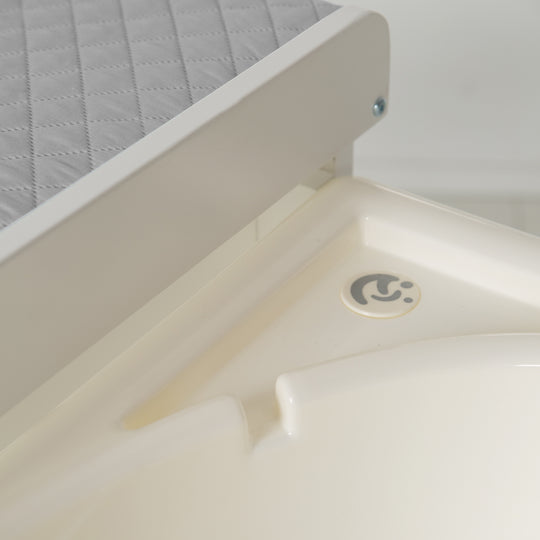Bade-Wickel-Kombi 'Baby Pool' weiß inkl. Wickelauflage 'roba Style', ausziehbare Wanne – Detailbild (10/23)