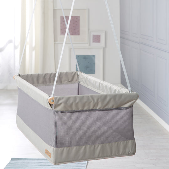 Hanging Cradle 'safe asleep®', Sleeping Surface 45 x 90 cm, Mesh-Fabric incl. Perforated Mattress – Lifestyle Image (3/9)