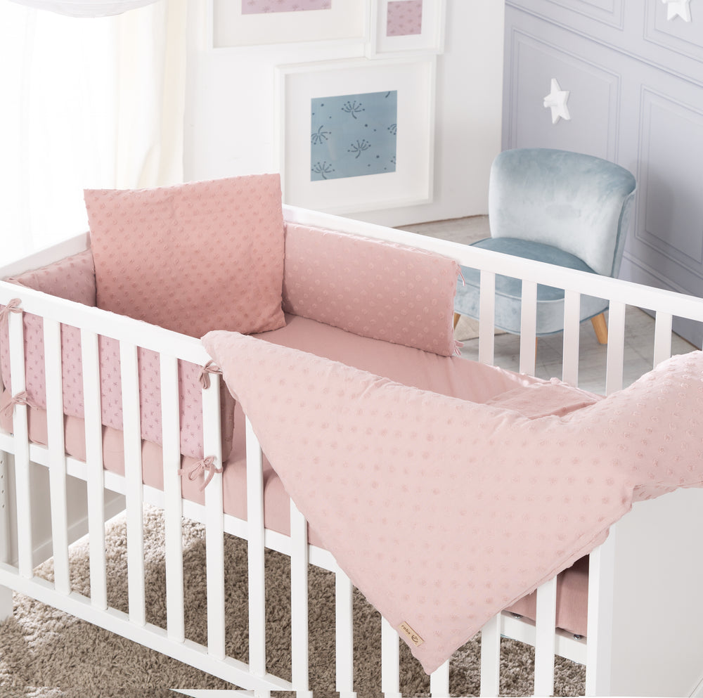 Organic Geschenkset 'Lil Planet' rosa/mauve, Bio-Bettwäsche, Bettlaken & Nestchen – Produktbild (2/4)