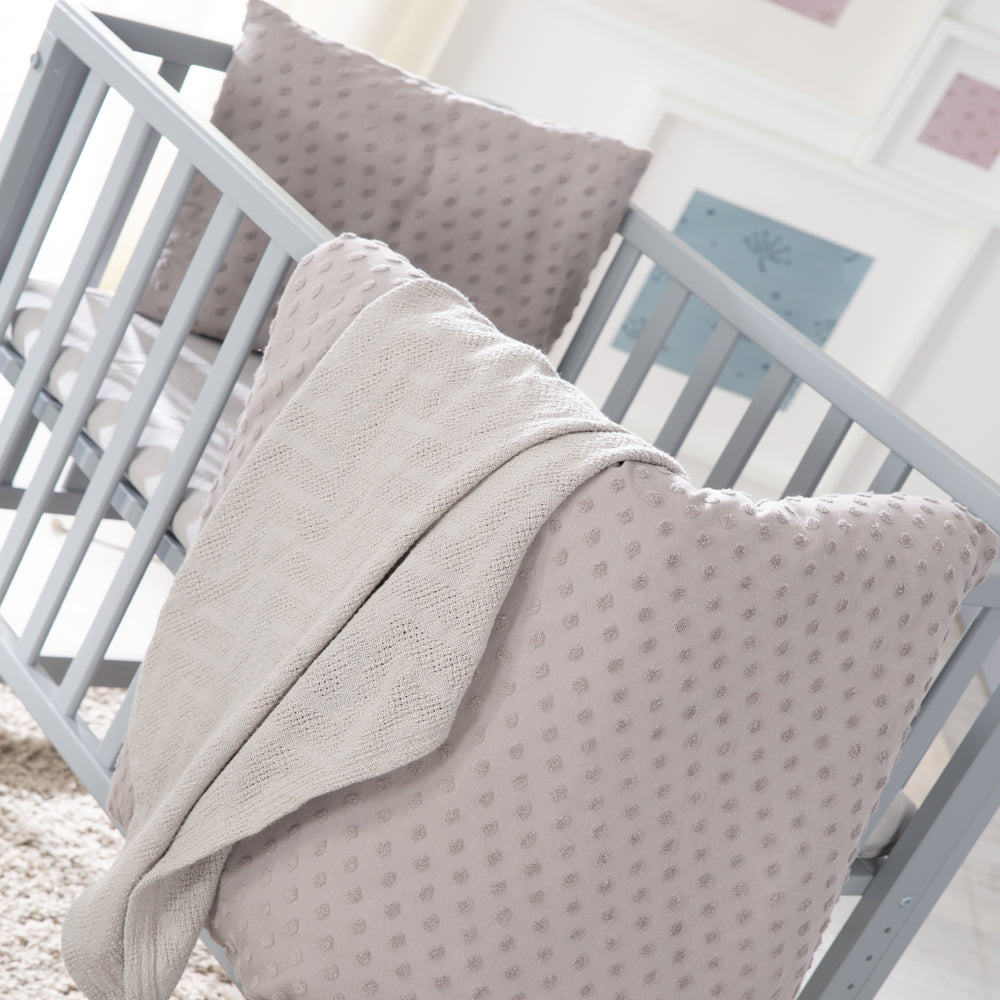 Organic Geschenkset 'Lil Planet' silbergrau, Bio-Bettwäsche, -Spannbettlaken & -Babydecke, GOTS – Produktbild (2/4)