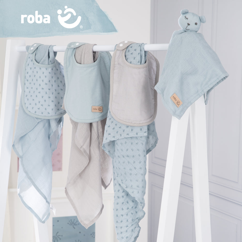 Organic Geschenkset Baby Essentials 'Lil Planet' hellblau/sky, Bio-Baumwolle, GOTS, nachhaltig – Milieubild (2/4)