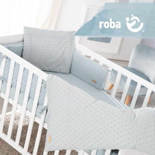 Organic Gift Set 'Lil Planet' Light Blue/Sky, Organic Bedding, Bed Sheet & Cot Bumper – Product Image (4/4)