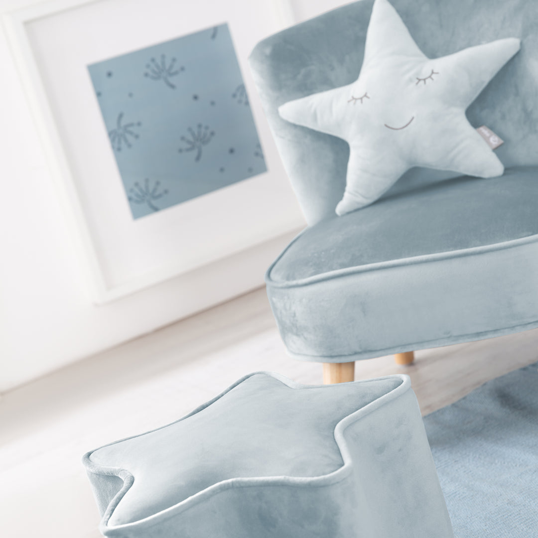 Bundle 'Lil Sofa' incl. canapé enfant, tabouret étoile & coussin décoratif étoile en bleu clair/ciel – Photo du produit (3/9)