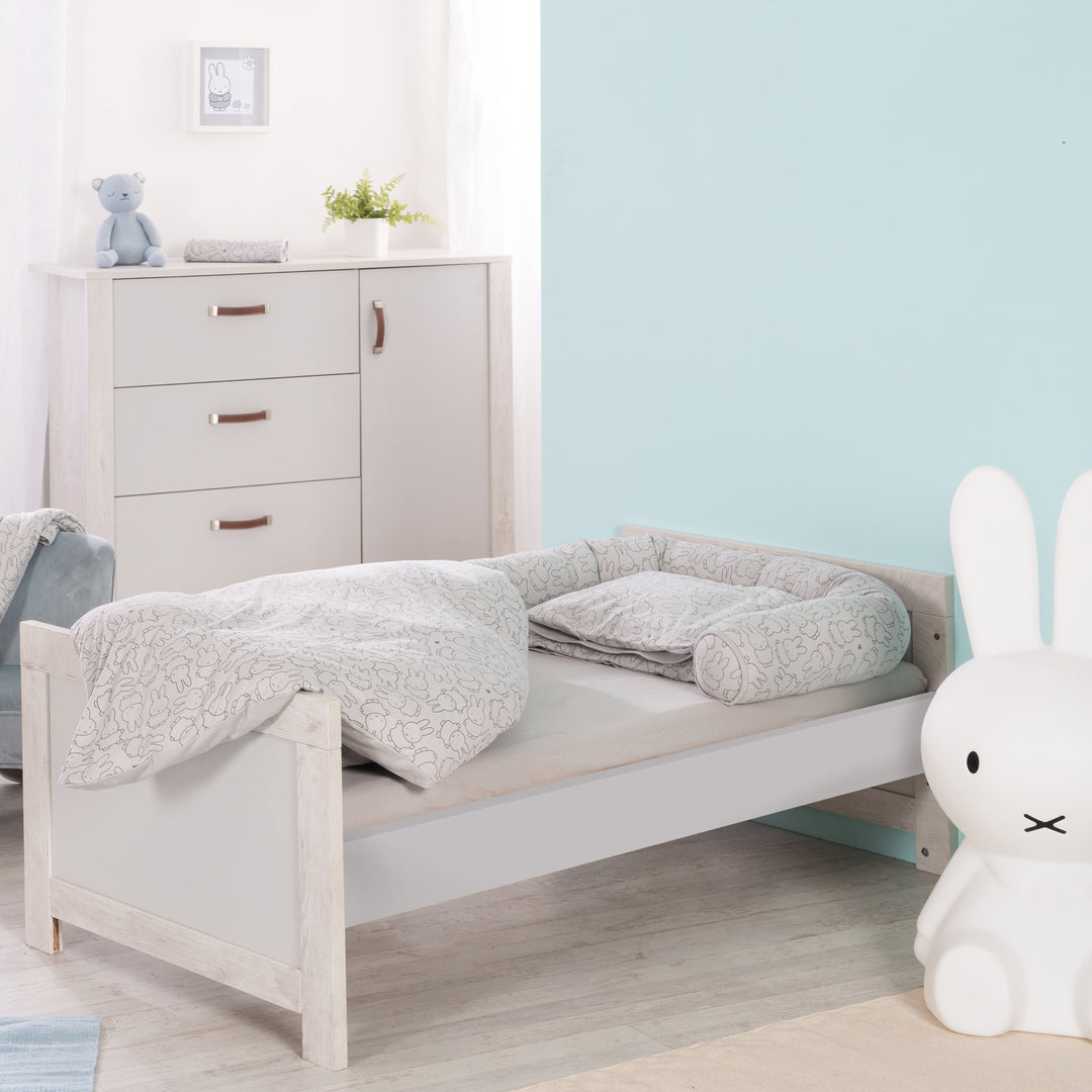 Bettschlange 'miffy®', als Stillkissen geeignet, aus 100 % Baumwolljersey, Länge 170 cm – Milieubild (3/5)