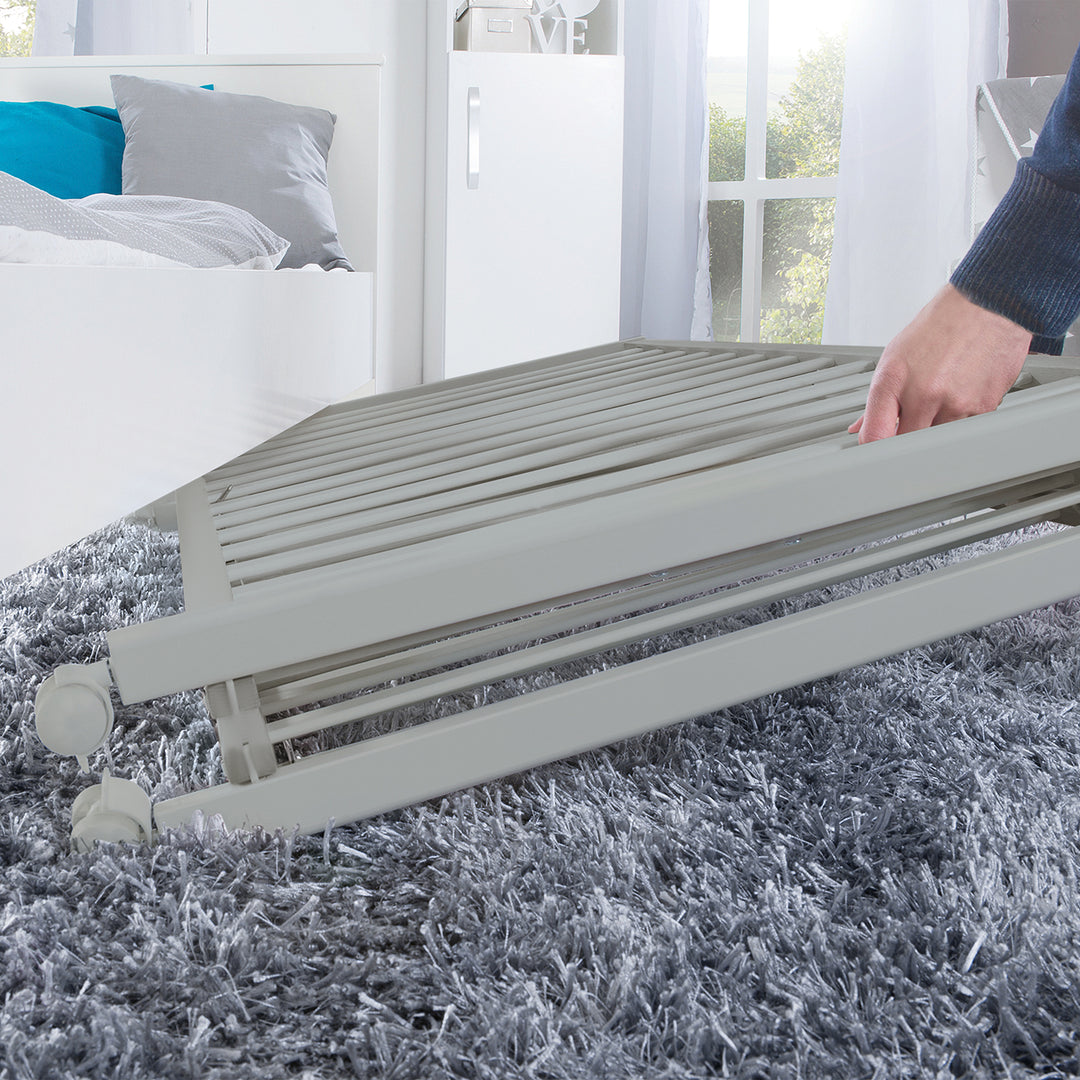 Folding Bed 'Fold Up', 60 x 120 cm, Wood Taupe, 2-Way Height-Adjustable, incl. Castors – Lifestyle Image (9/17)
