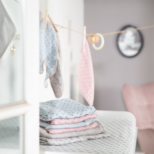 Organic 3er Windelset 'Lil Planet' hellblau/sky, Musselin-Stoff, Bio-Baumwolle, GOTS, 80 x 80 cm – Milieubild (4/9)