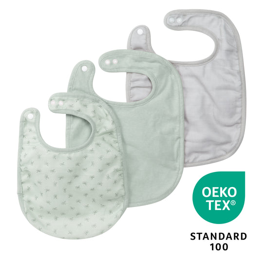 Organic 3er Set Lätzchen 'Lil Planet' frosty green, Jersey, Musselin, Baumwolle, GOTS, 23 x 30 cm – Milieubild (6/8)