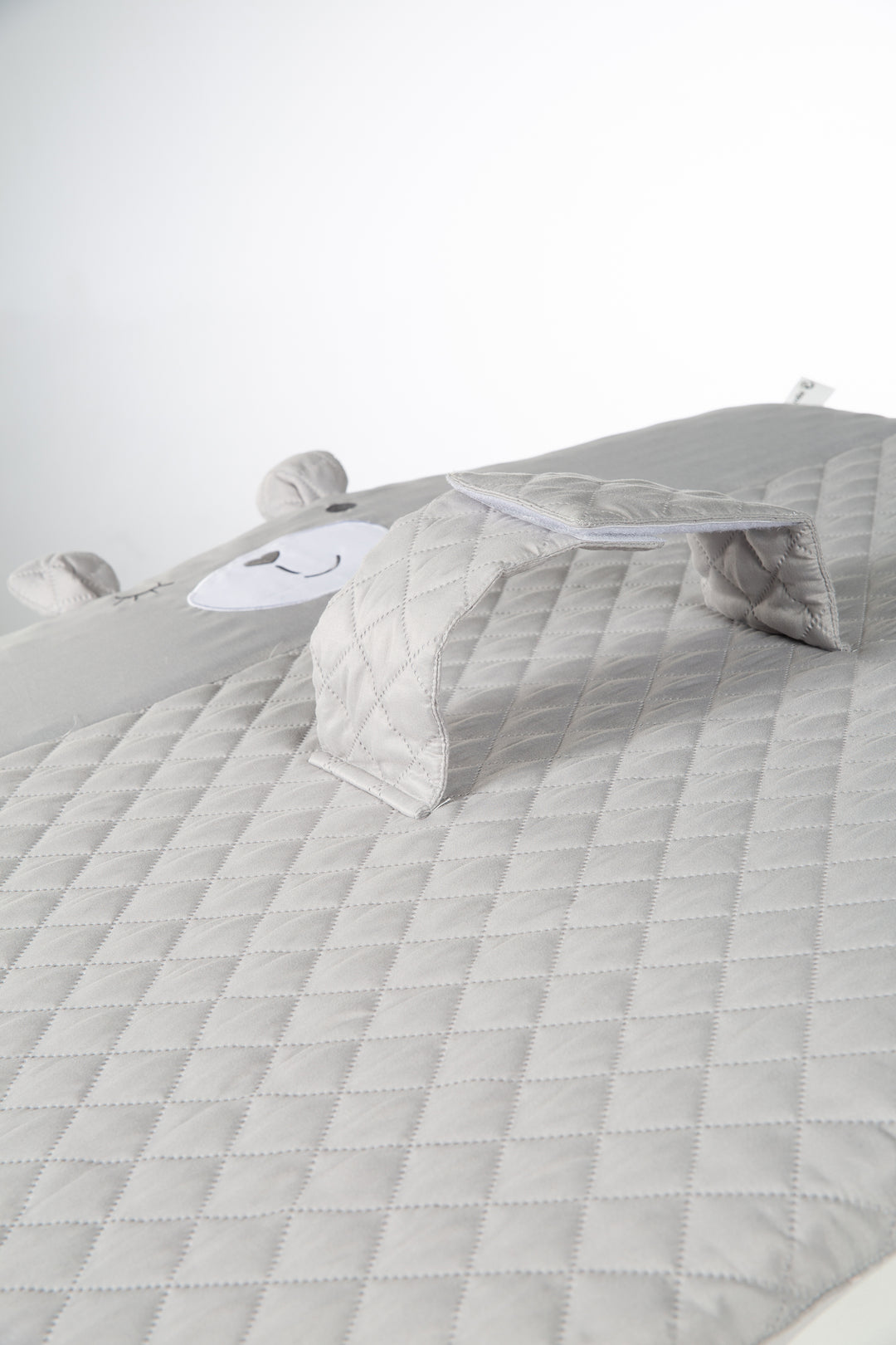 Wickelauflage 'roba Style' 85 x 75, mit Haltegurt & Laschen, mit Bärchen-Gesicht – Freisteller (4/7)